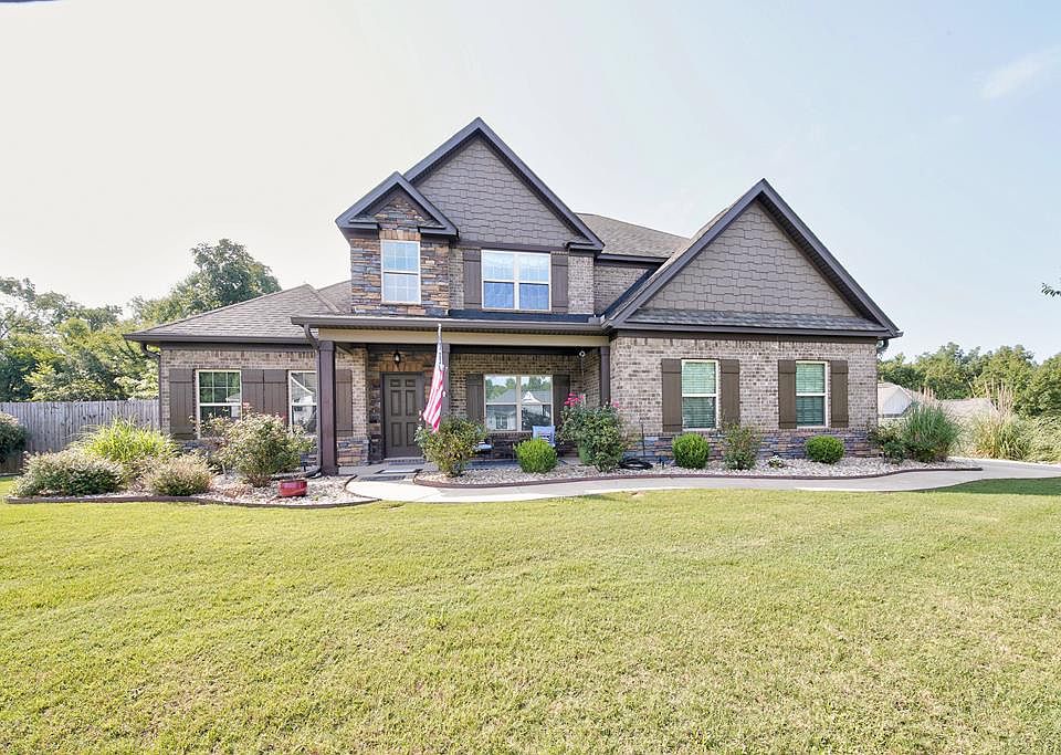1st image of 127 Hart Ridge Ct
