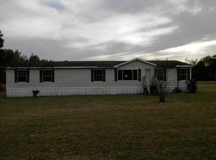 1144 Leonard St, Alcolu, SC 29001