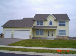 19524 Harmony Ave, Rogers, MN 55374