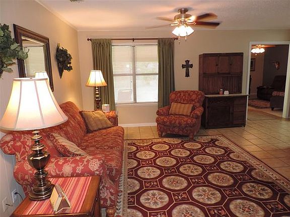 5th image of 814 Marsalis Dr