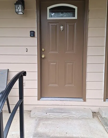 917 Odom Dr — Photo 2