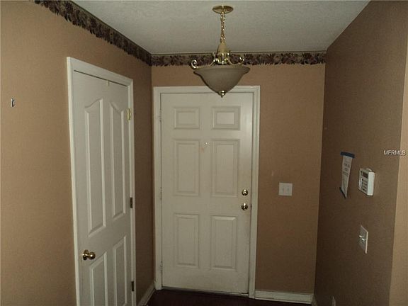 5th image of 2545 Harn Blvd Unit 3