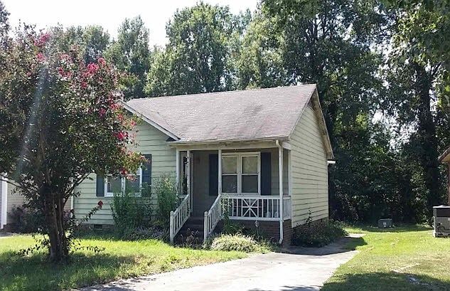 2nd image of 717 Huntington Ct