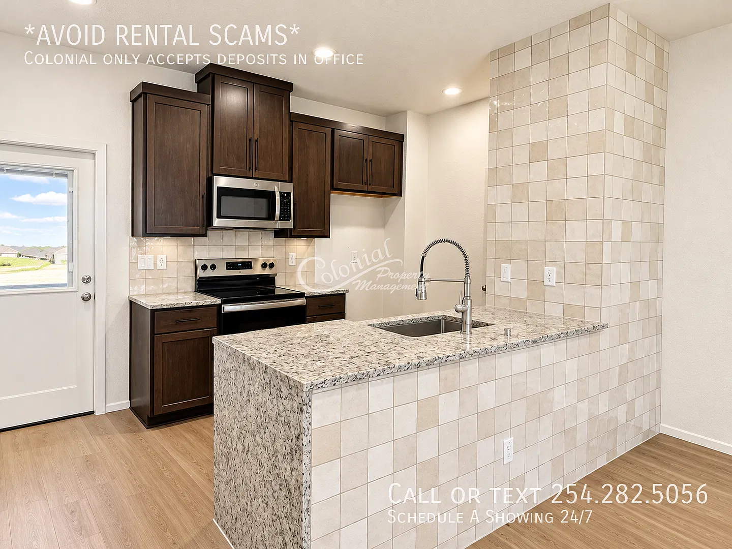 1 bed, 1.5 bath, 901 sqft, $1,235 — Photo 3