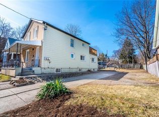 153 Strathcona Ave N, Hamilton, ON L8R 3C4
