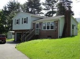 30 Woolen Mill Ln, Reedsville, PA 17084