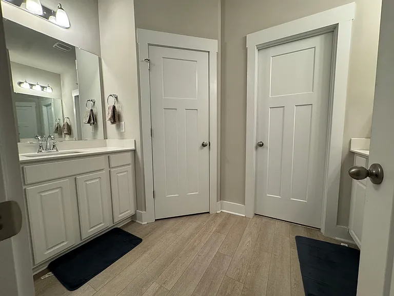 104 Greensdale Ln — Photo 14