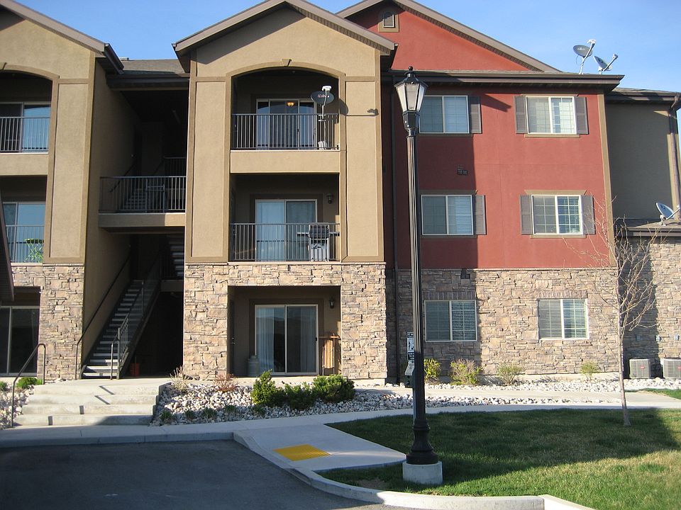 Outside view of Condo