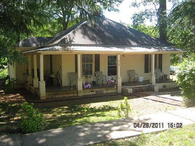 816 Troup St.