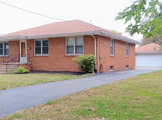 1011 Jefferson St, Pekin, IL 61554