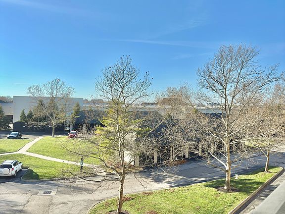 5th image of 6055 Craughwell Ln