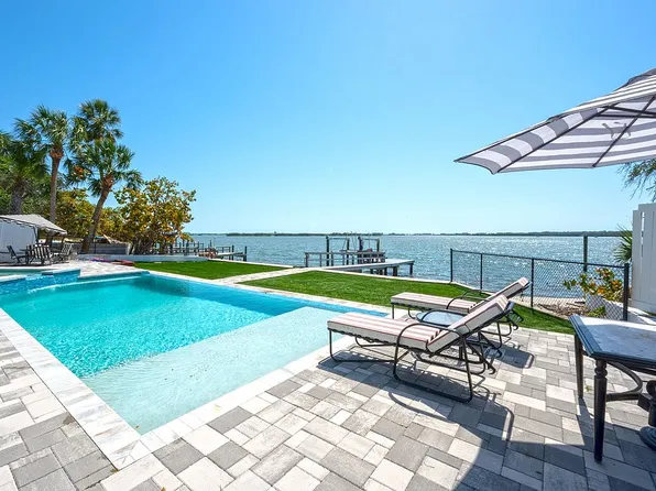 8390 40th Ave N, Saint Petersburg, FL 33709