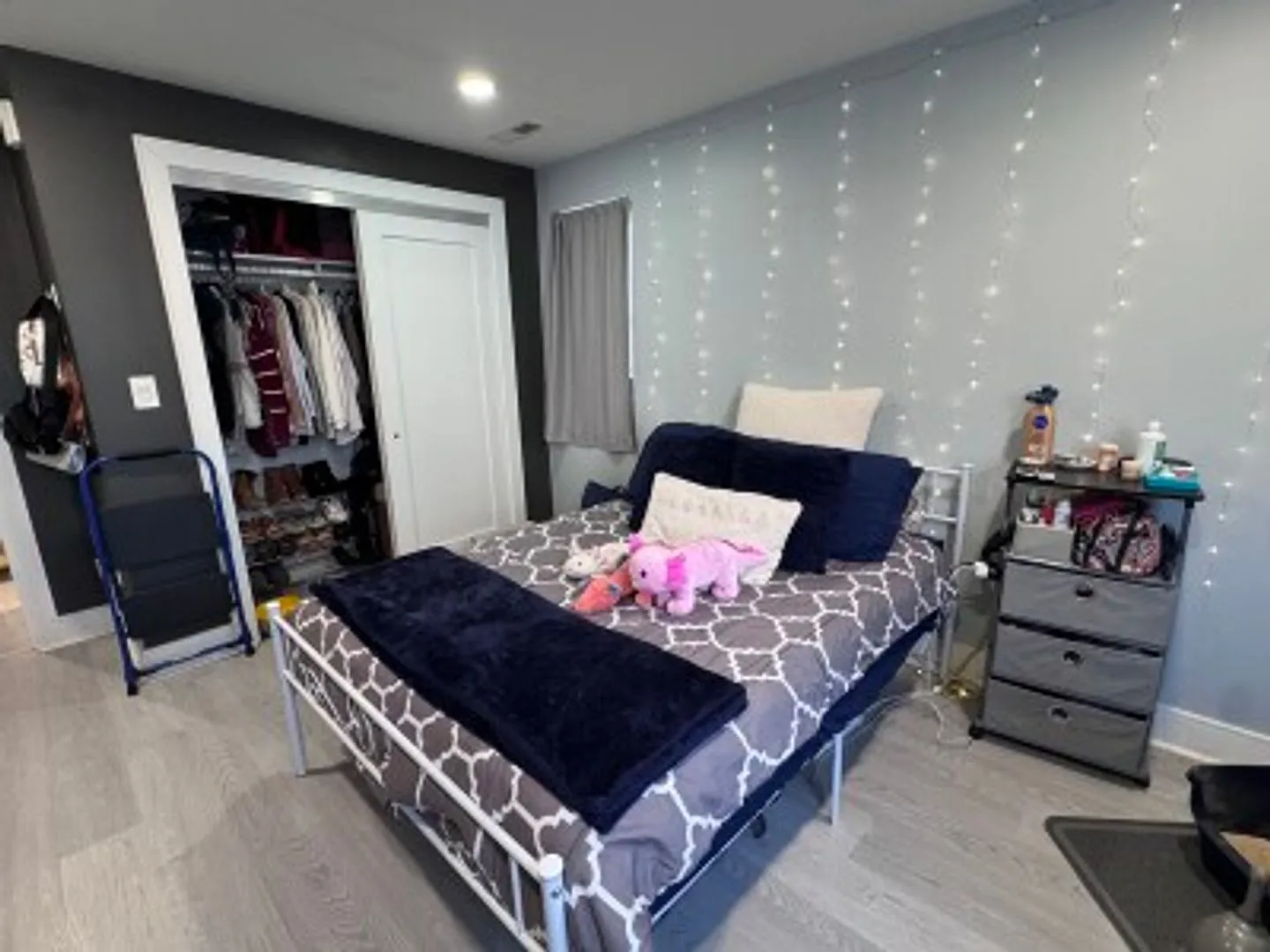 Brookline (Washington Sq.) 3 bed 2 bath -9/1! — Photo 3