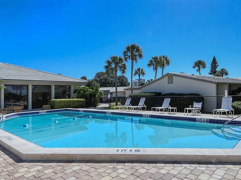 131 Whispering Sands Cir #V-33 — Photo 46
