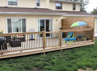 804B S Okaw #B, Mahomet, IL 61853