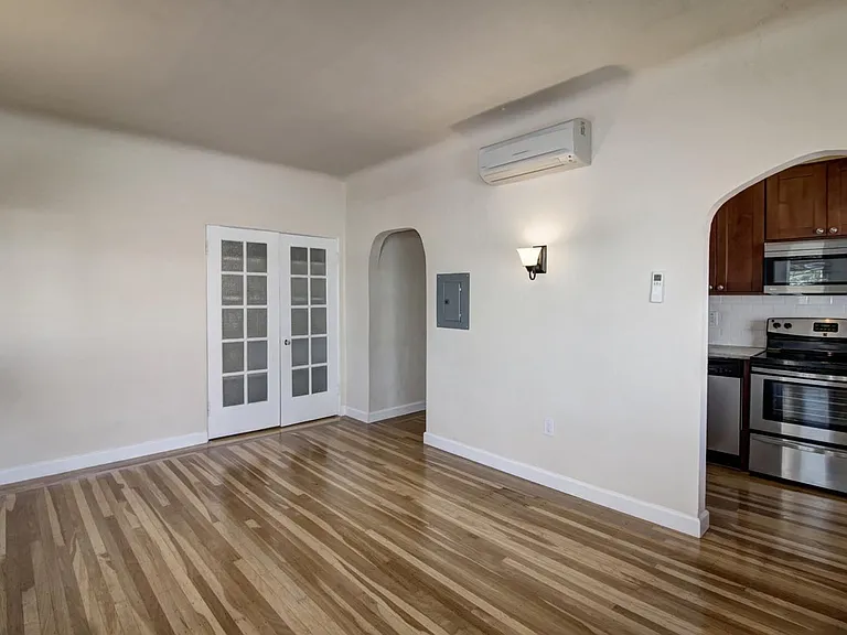 2124 P St — Photo 5