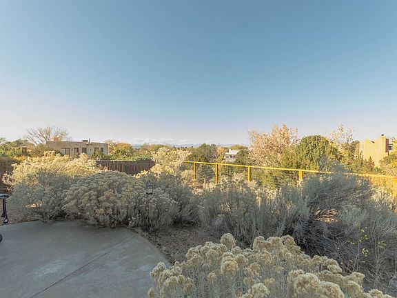 5th image of 2979 Camino Piedra Lumbre