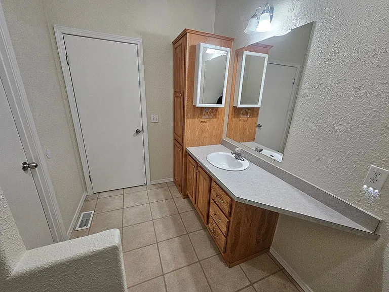 4655 Dawson Rd — Photo 49