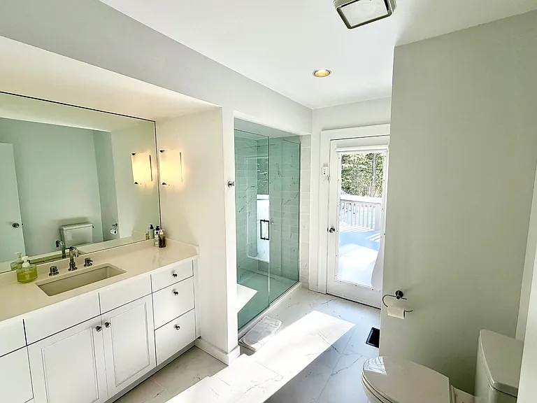 33 Oak Hill Ln — Photo 14