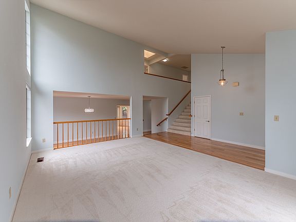 4th image of 17395 Ringel Dr