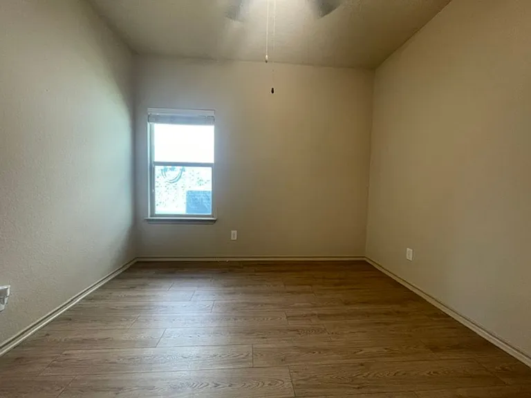 4605 Hidden Meadows Trl — Photo 19
