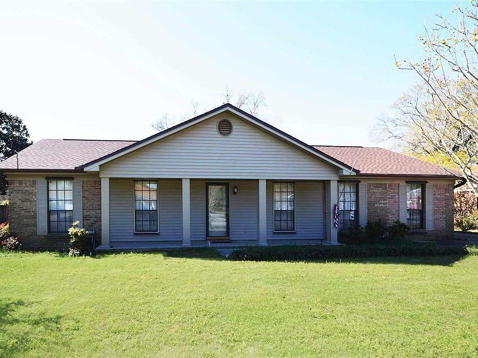1st image of 4013 Middlebury Dr