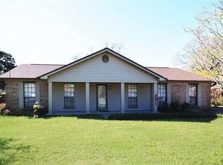 4013 Middlebury Dr, Pensacola, FL 32514