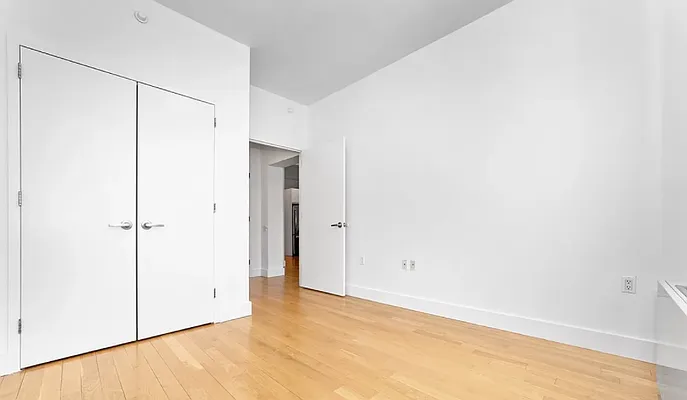 Rented by Bushburg | media 17