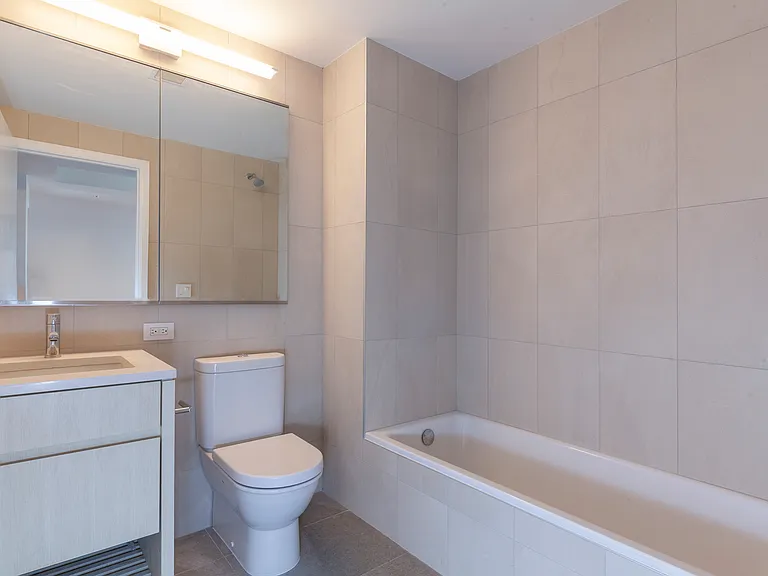 259 W 10th St #2A — Photo 5