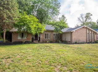 5351 Brooklawn Dr, Toledo, OH 43623