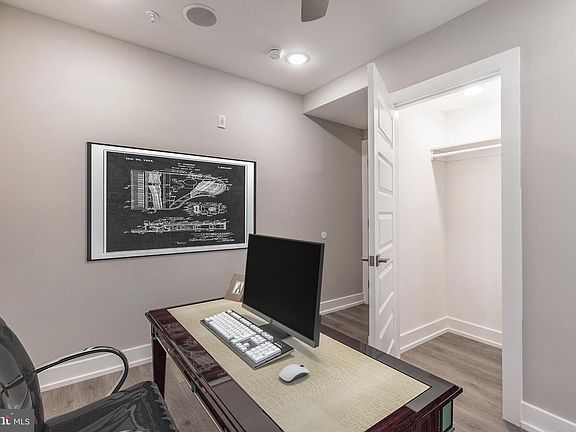 5th image of 1519 N Stillman St #2
