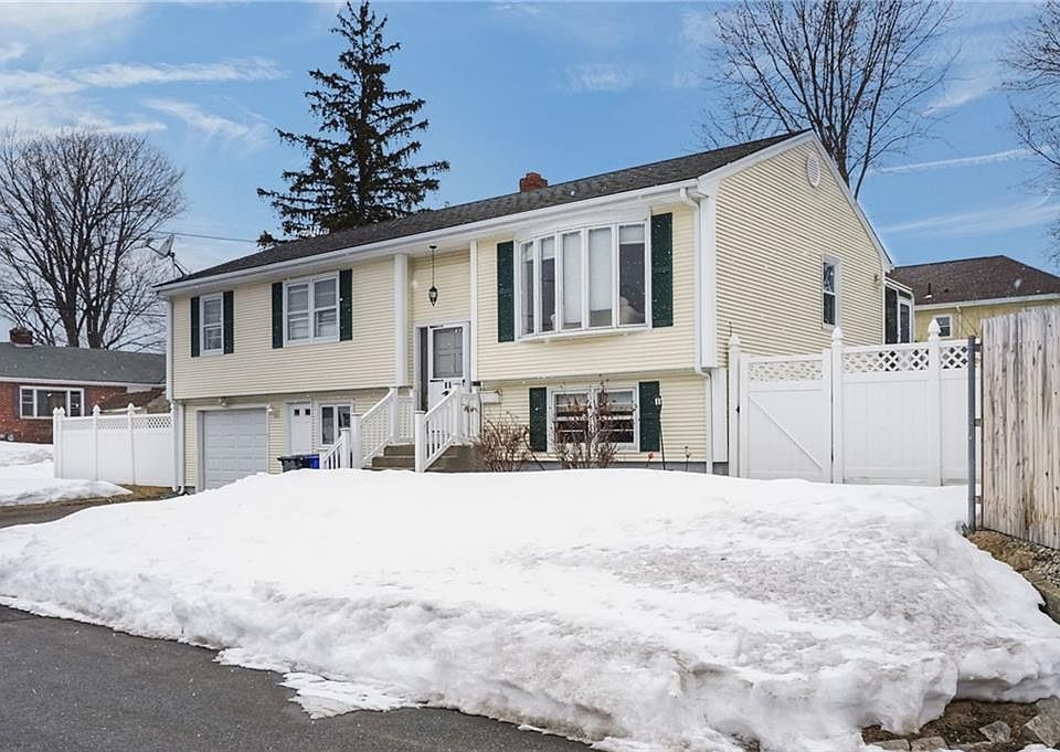 1st image of 28 Halsey St