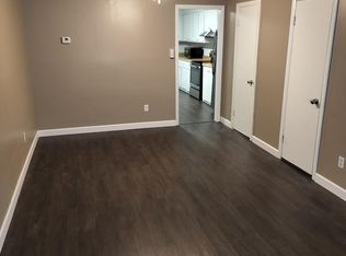 213 Woodcrest Cir APT C, Warner Robins, GA 31093