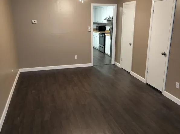 213 Woodcrest Cir APT C, Warner Robins, GA 31093