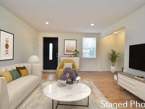 3rd image of 1418 Bercliff Ave