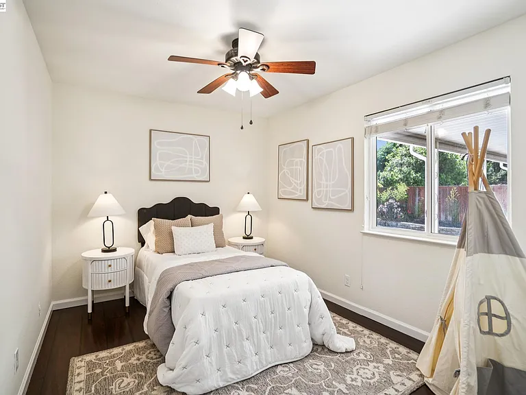 201 Ramon Pl — Photo 39