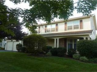 177 Pinebrook Dr, Rochester, NY 14616