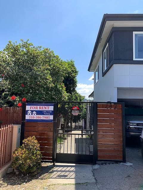 FRONT GATE