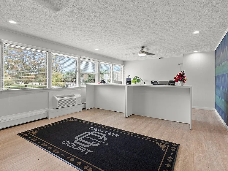Leasing Office