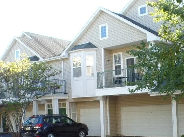 533 Eagle Pointe Dr, Canonsburg, PA 15317