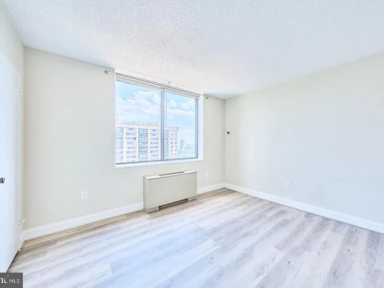 3701 S George Mason Dr #2318N — Photo 25