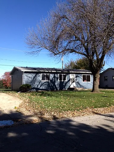 210 Briar Ln Photo 1