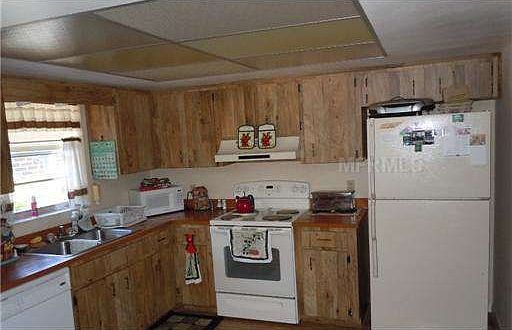 5th image of 562 Villa Vista Blvd
