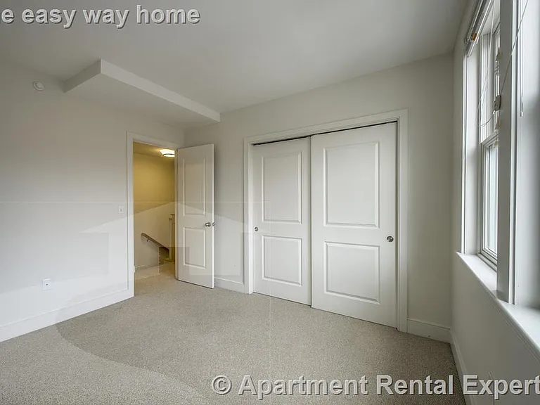 117 2nd St — Photo 5