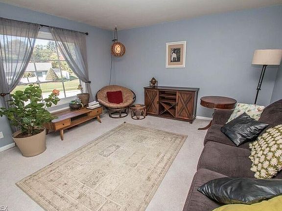 2nd image of 3615 Hiwood Ave