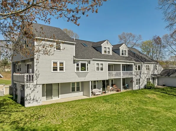 64 Esker Rd Unit 2, Hampton, NH 03842