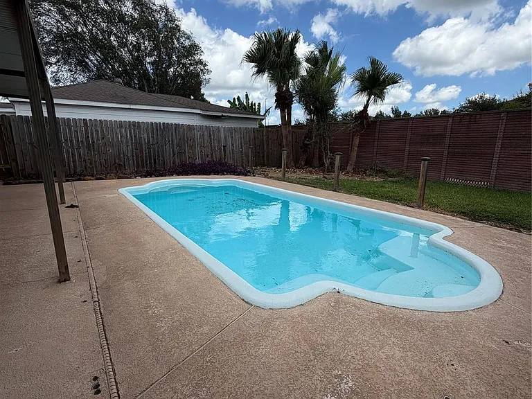 10102 Sagecourt Dr — Photo 4