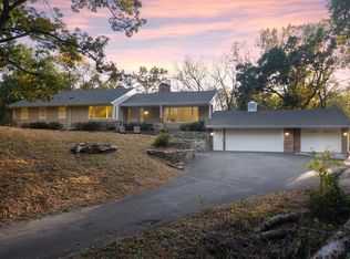 3 Dogwood Ln, North Oaks, MN 55127