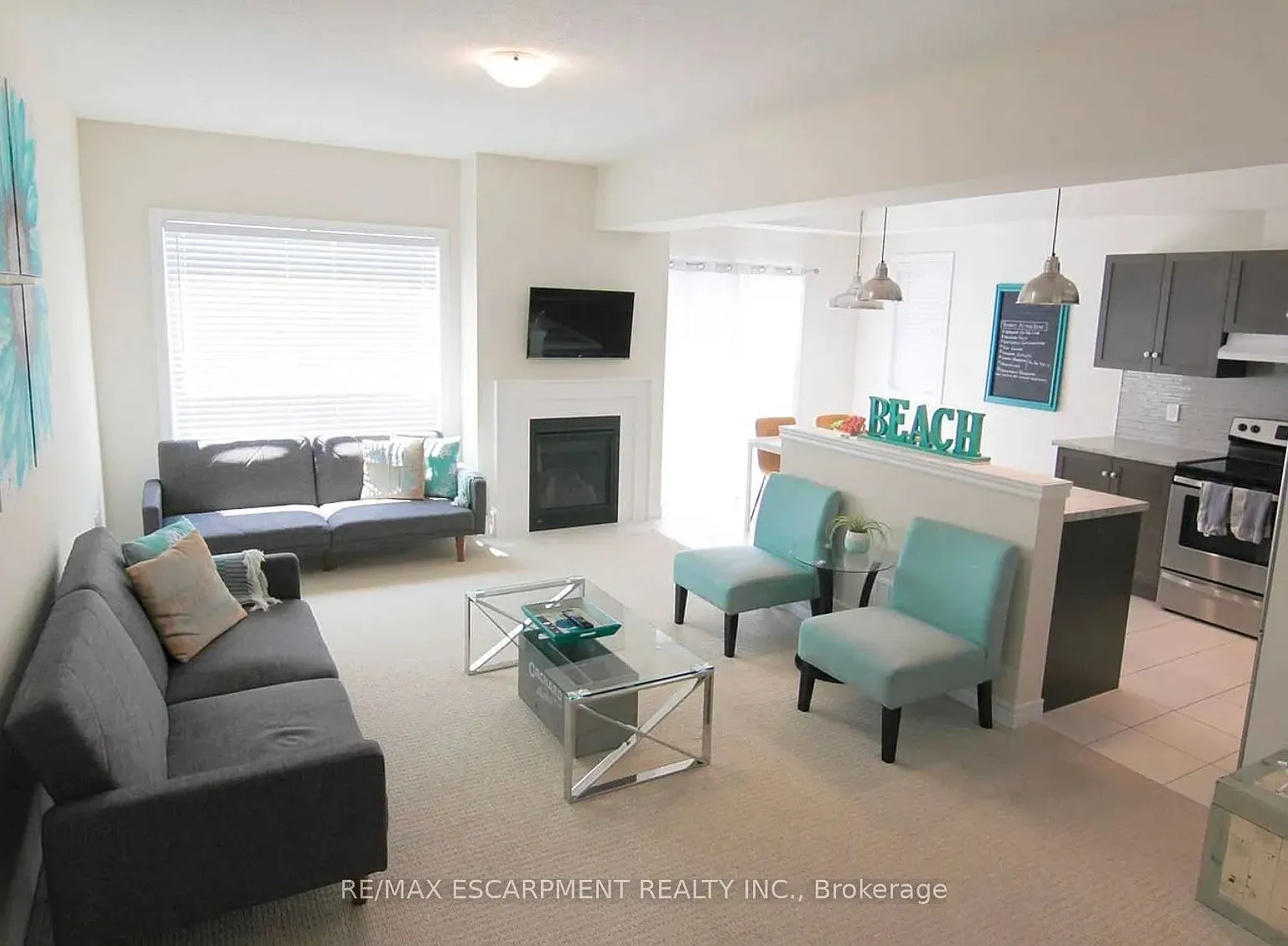 3 bed, $2,700 — Photo 3