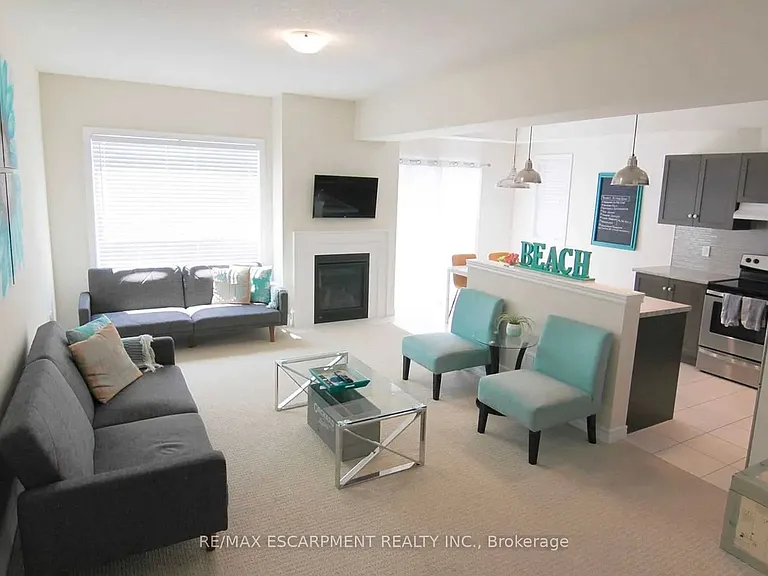 3873 Ryan Ave — Photo 3